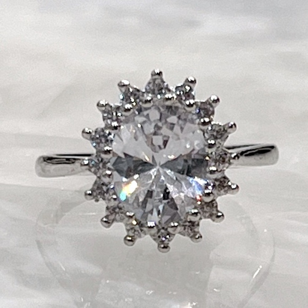 White Diamond (Sim) Silver Sunburst Ring Sz 8